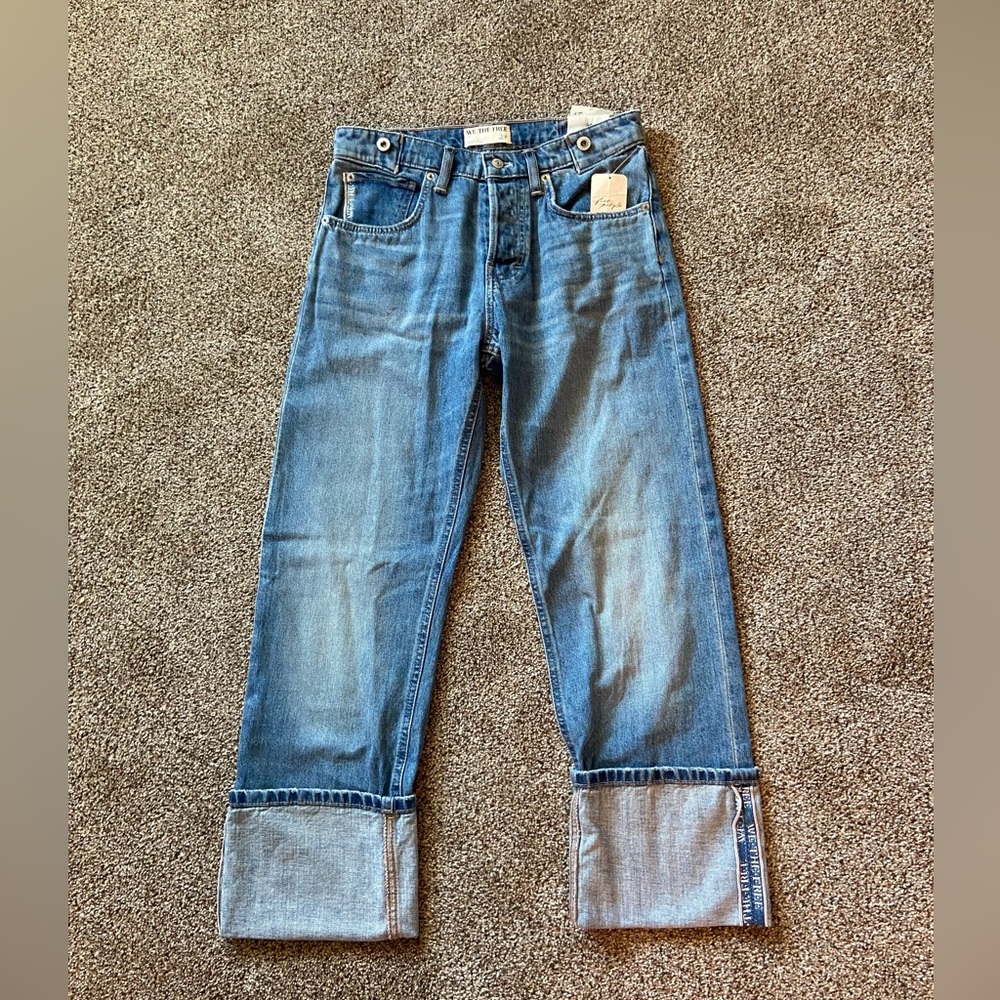 We The Free Slim Shade Selvedge Jeans 
Color: True Blue
Brand New Never Worn